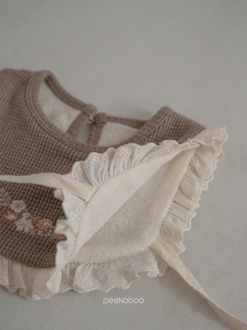 ［peekaboo］Very wing bib