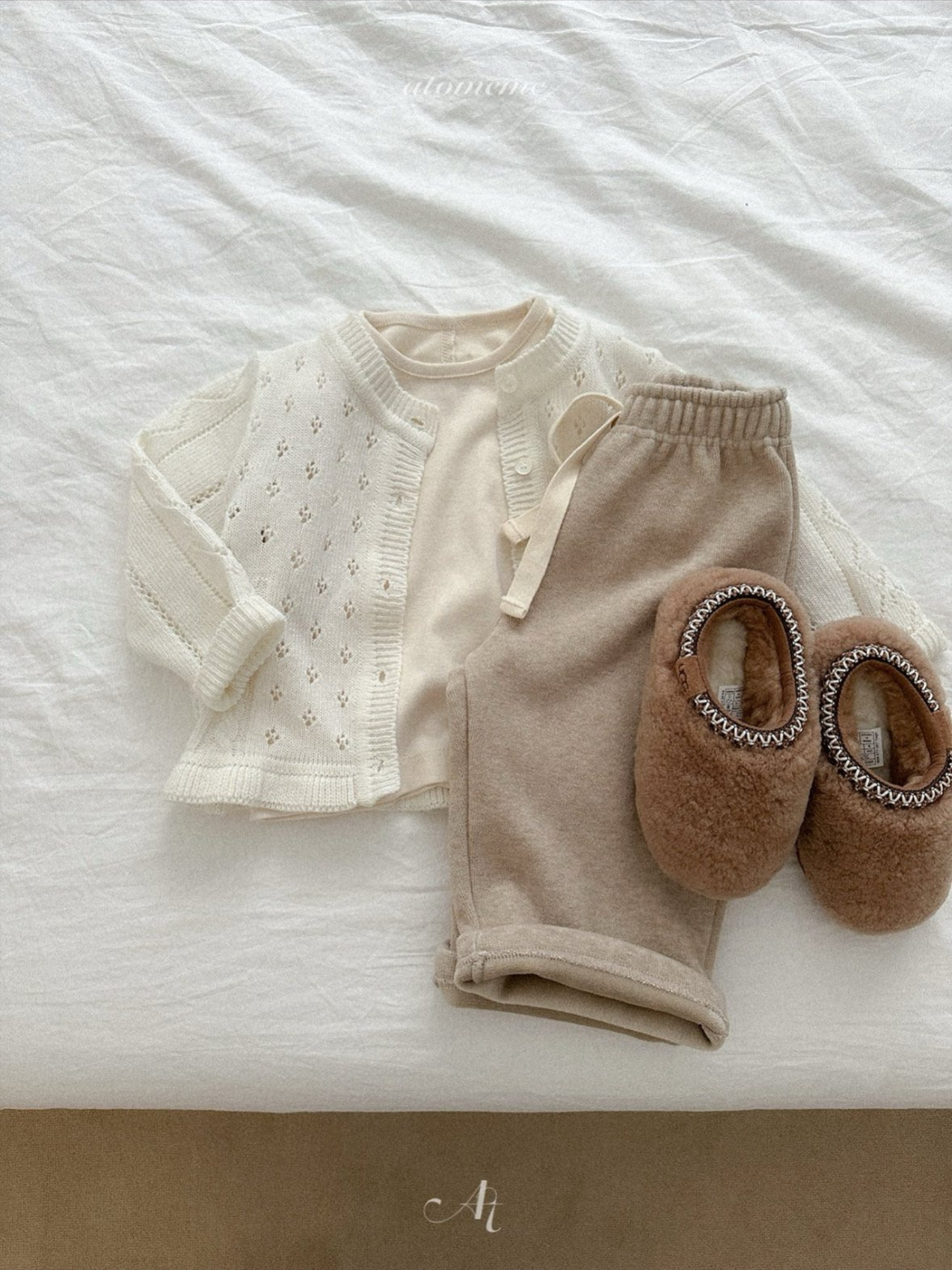 [atomeme] Winter Issac Tee