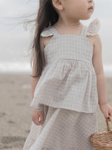 Seashell frill blouse