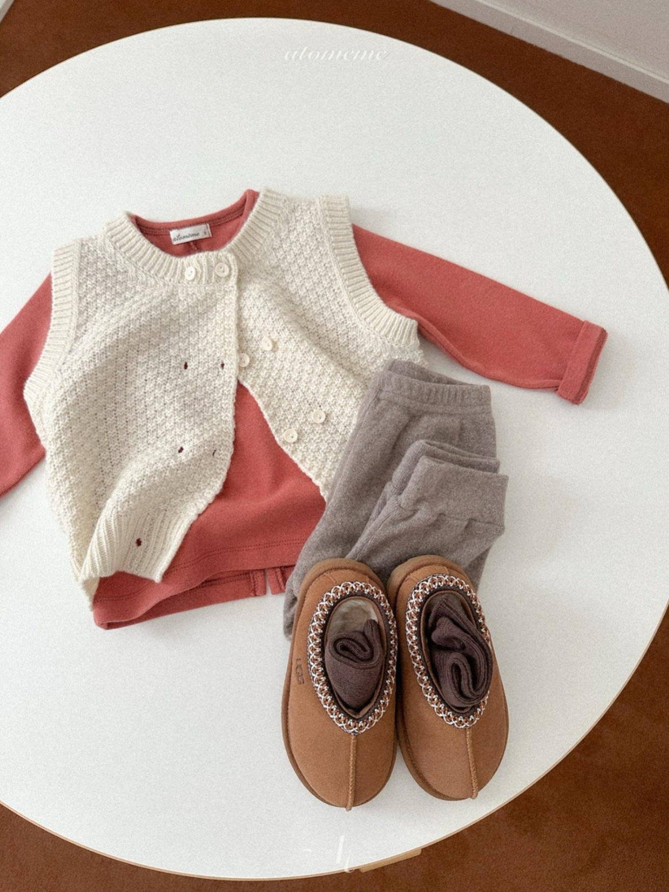 [atomeme] Bollok Knit Vest