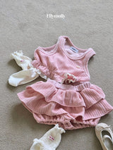 ［ELLY MOLLY］Velvet crunch pants