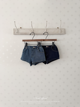Heart pocket short pants