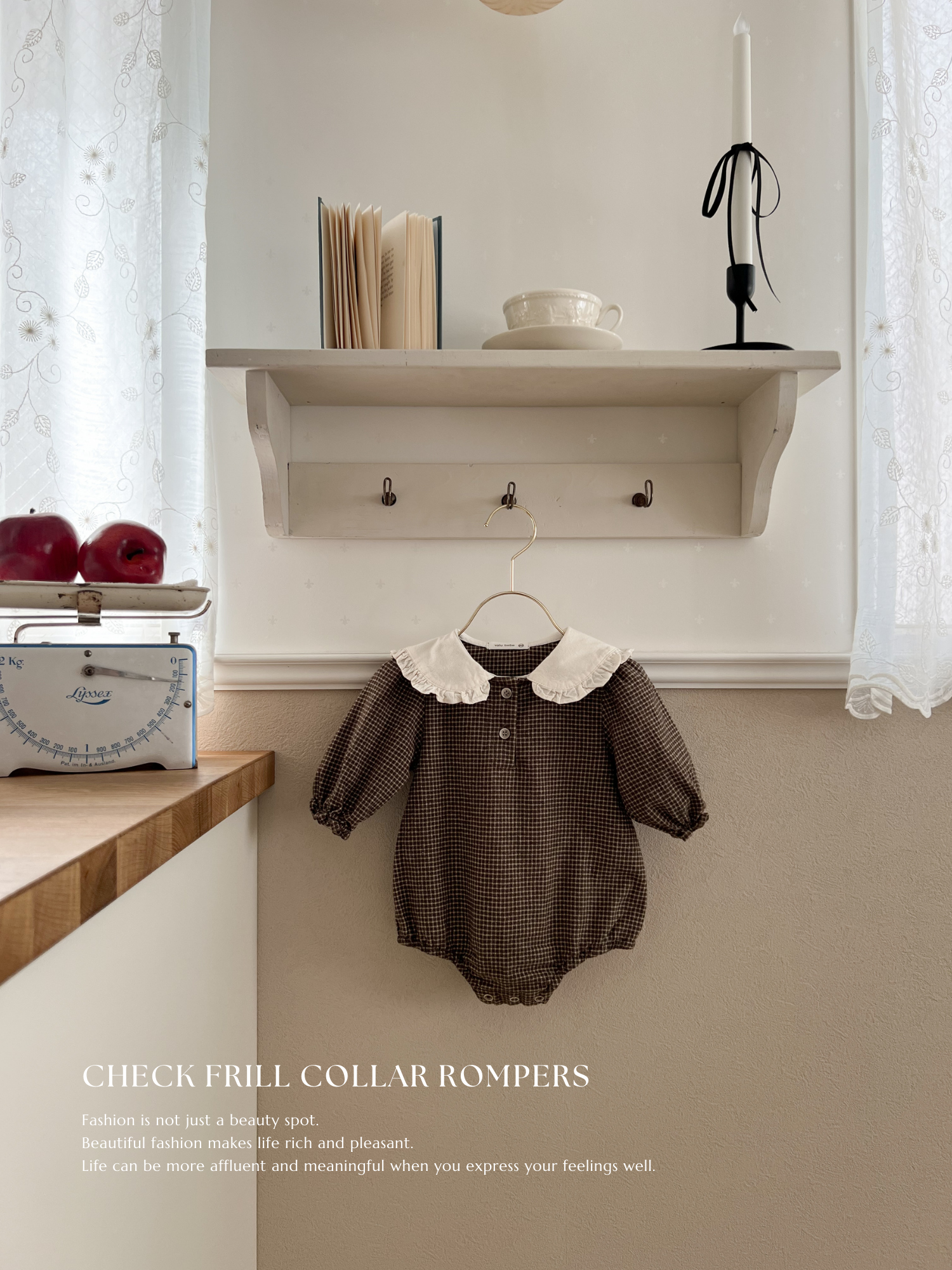 Check frill collar rompers