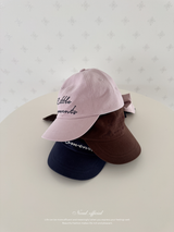Little moment cap