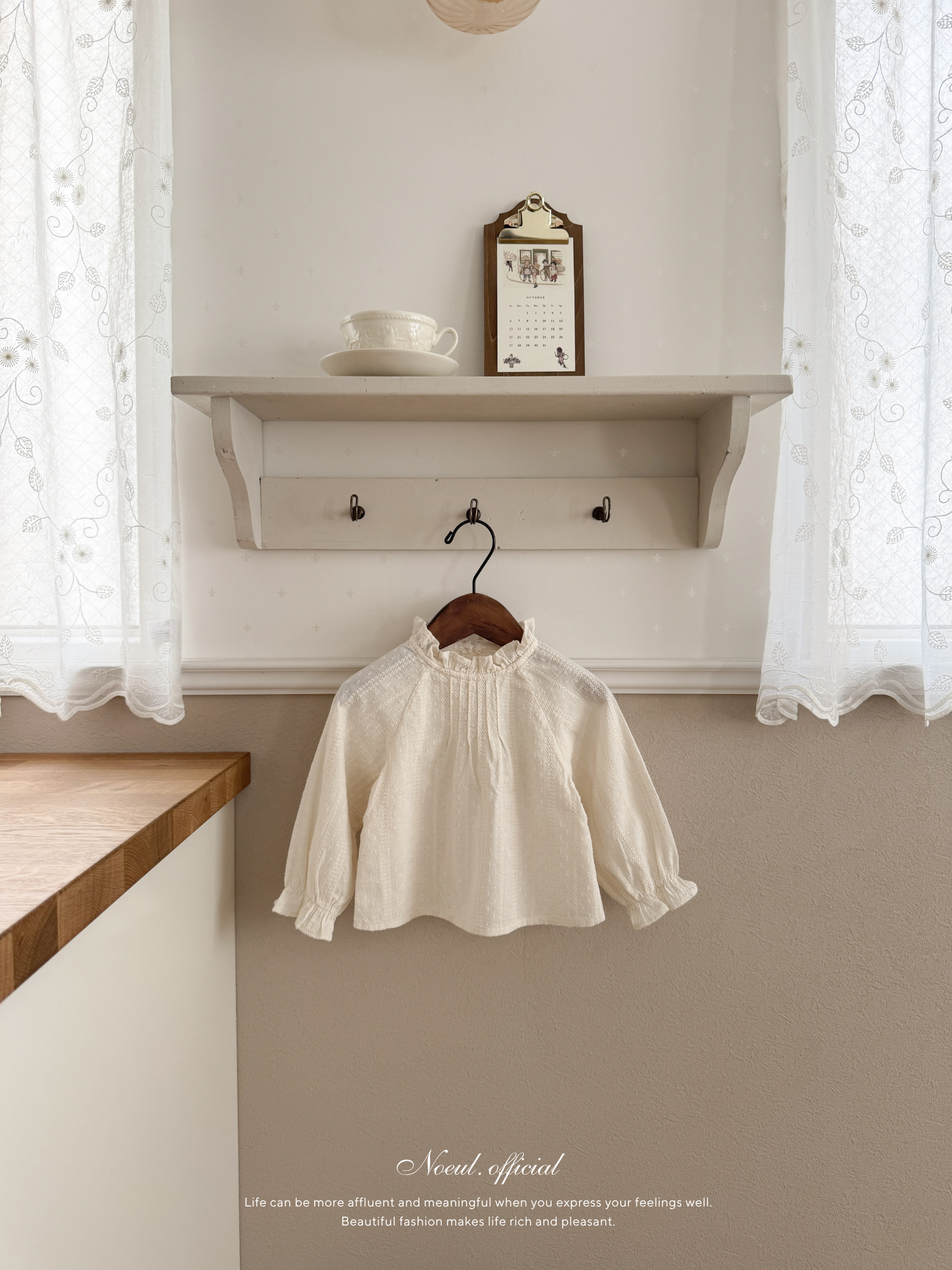 Flora tuck blouse