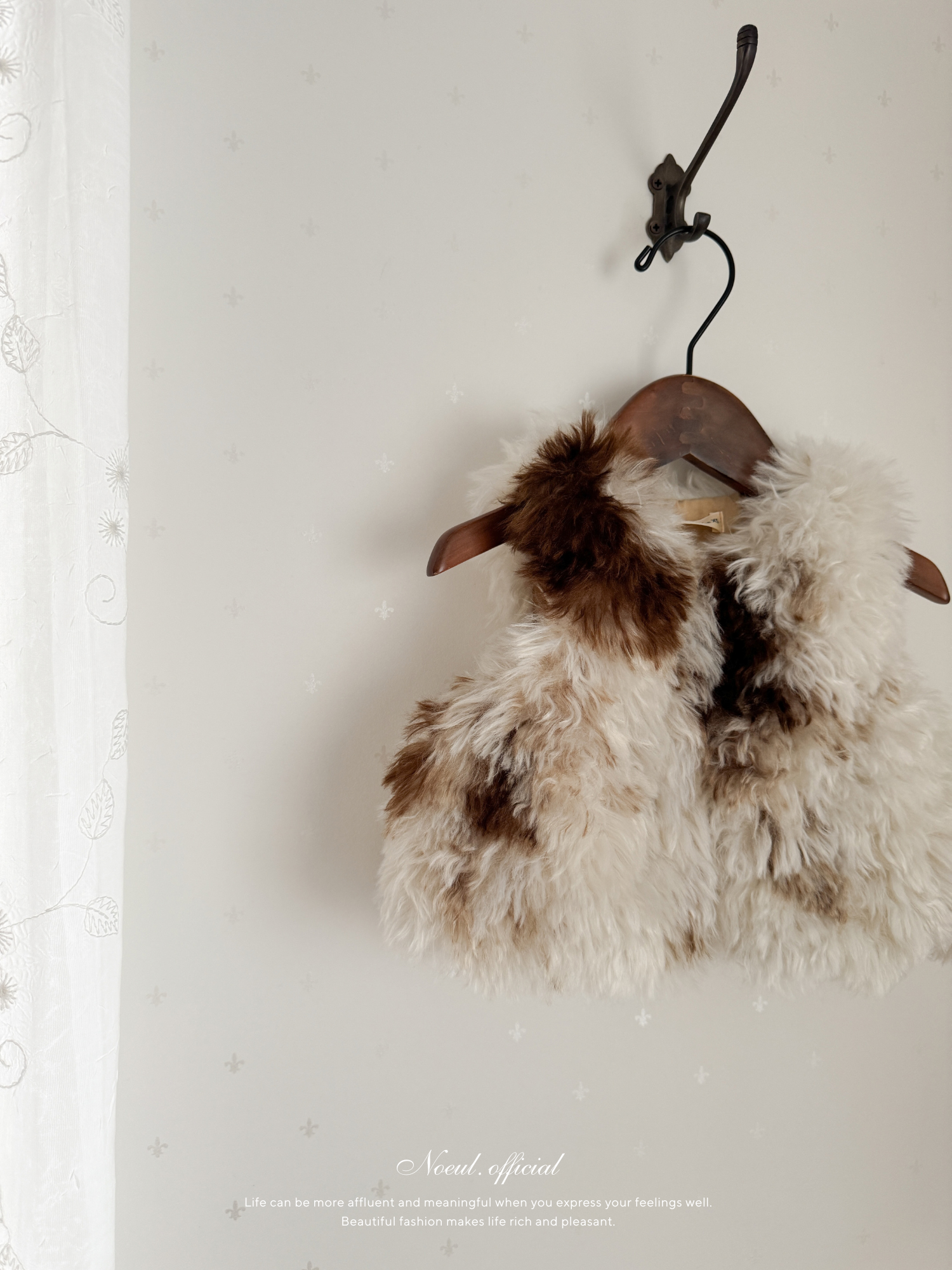 Mofmof fur vest