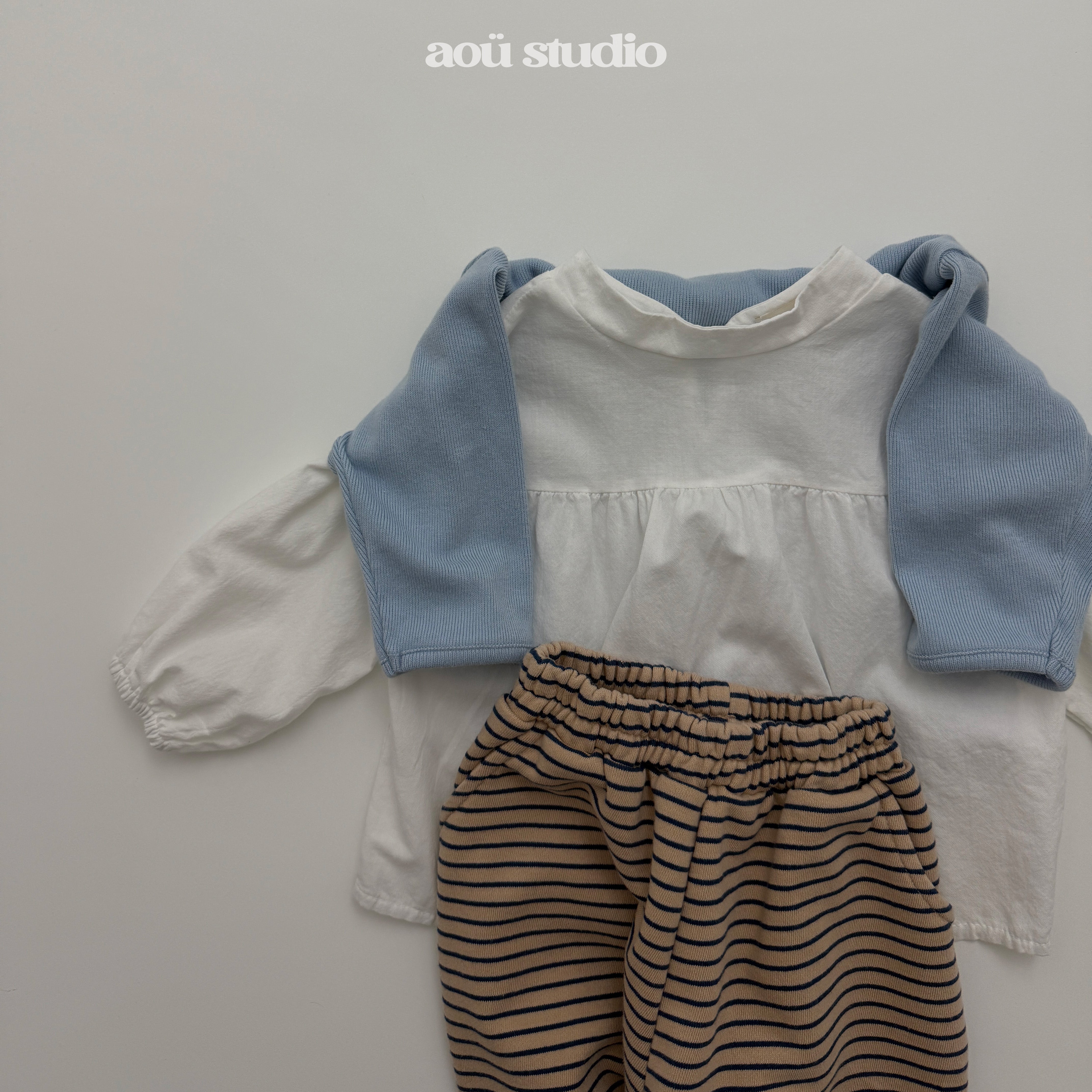 ［aou studio］Bonbon stripe jogger pants