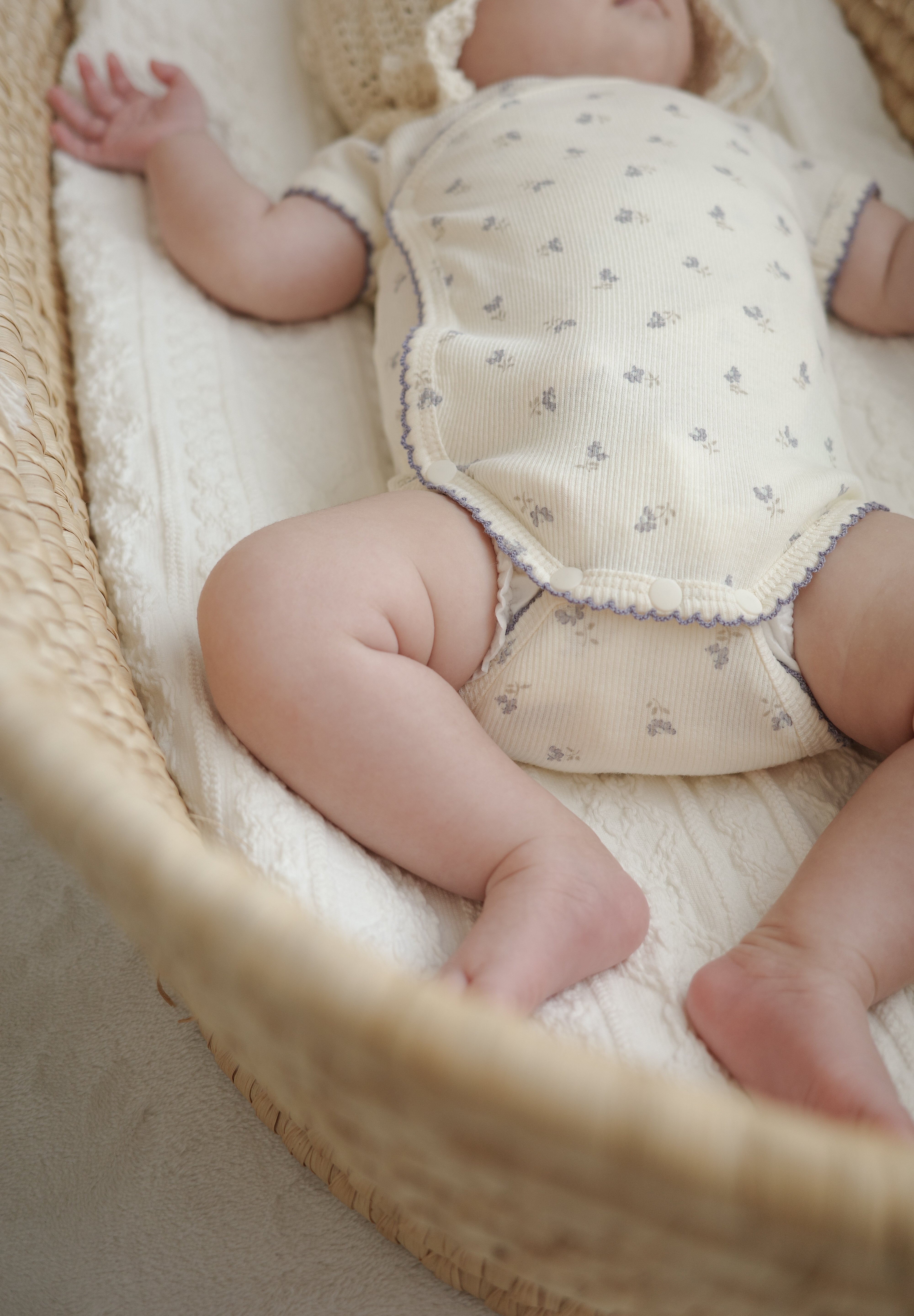 Ail flower newborn rompers