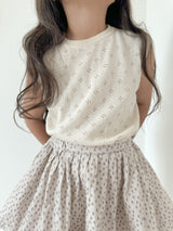 Fraise eyelet knit tops