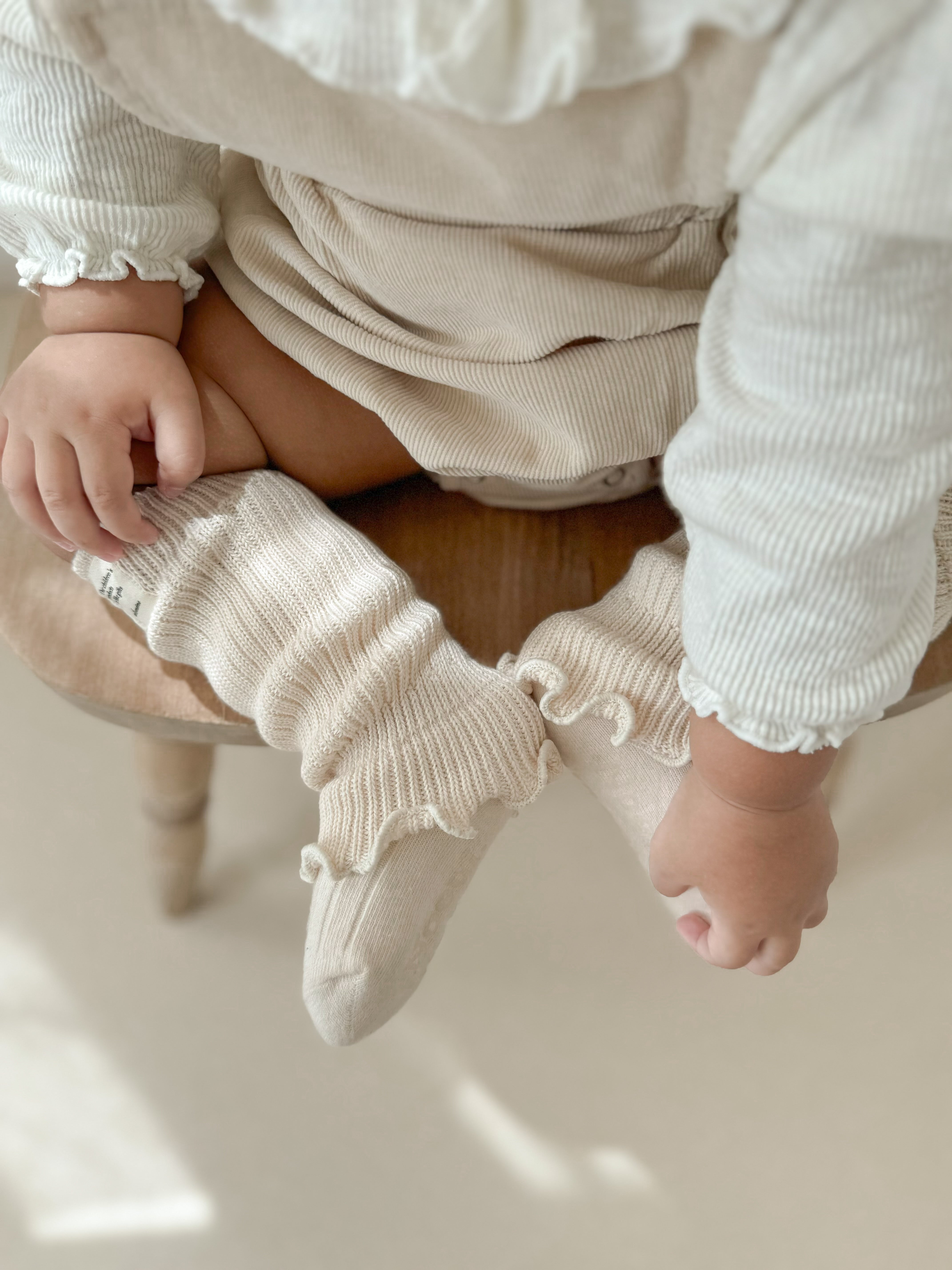 Bebe frill leg warmer