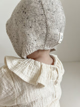 Popcorn knit bonnet