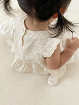 Lace frill bebe vest