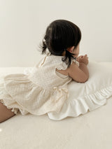 Lace frill bebe vest