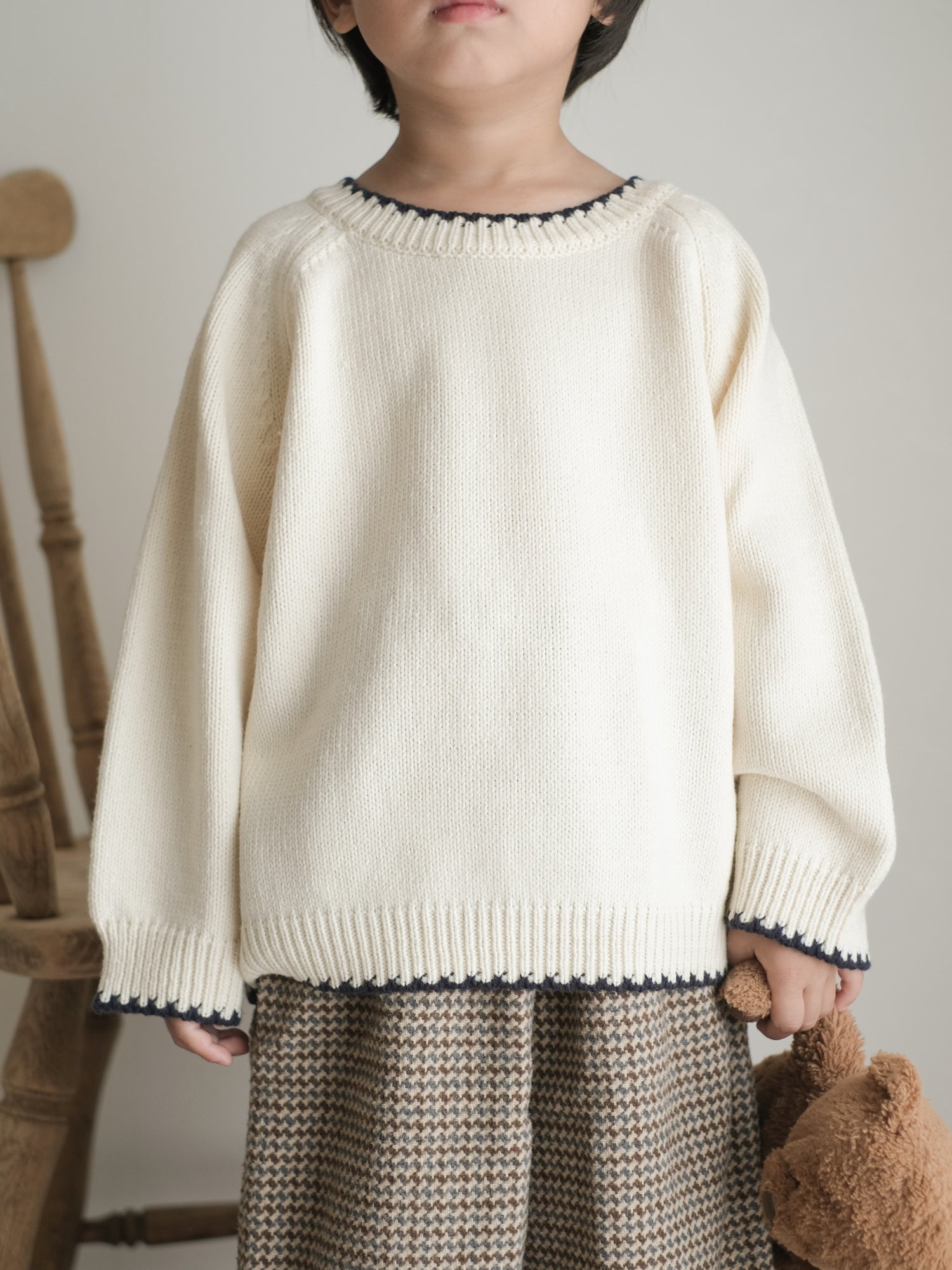 Mellow round knit