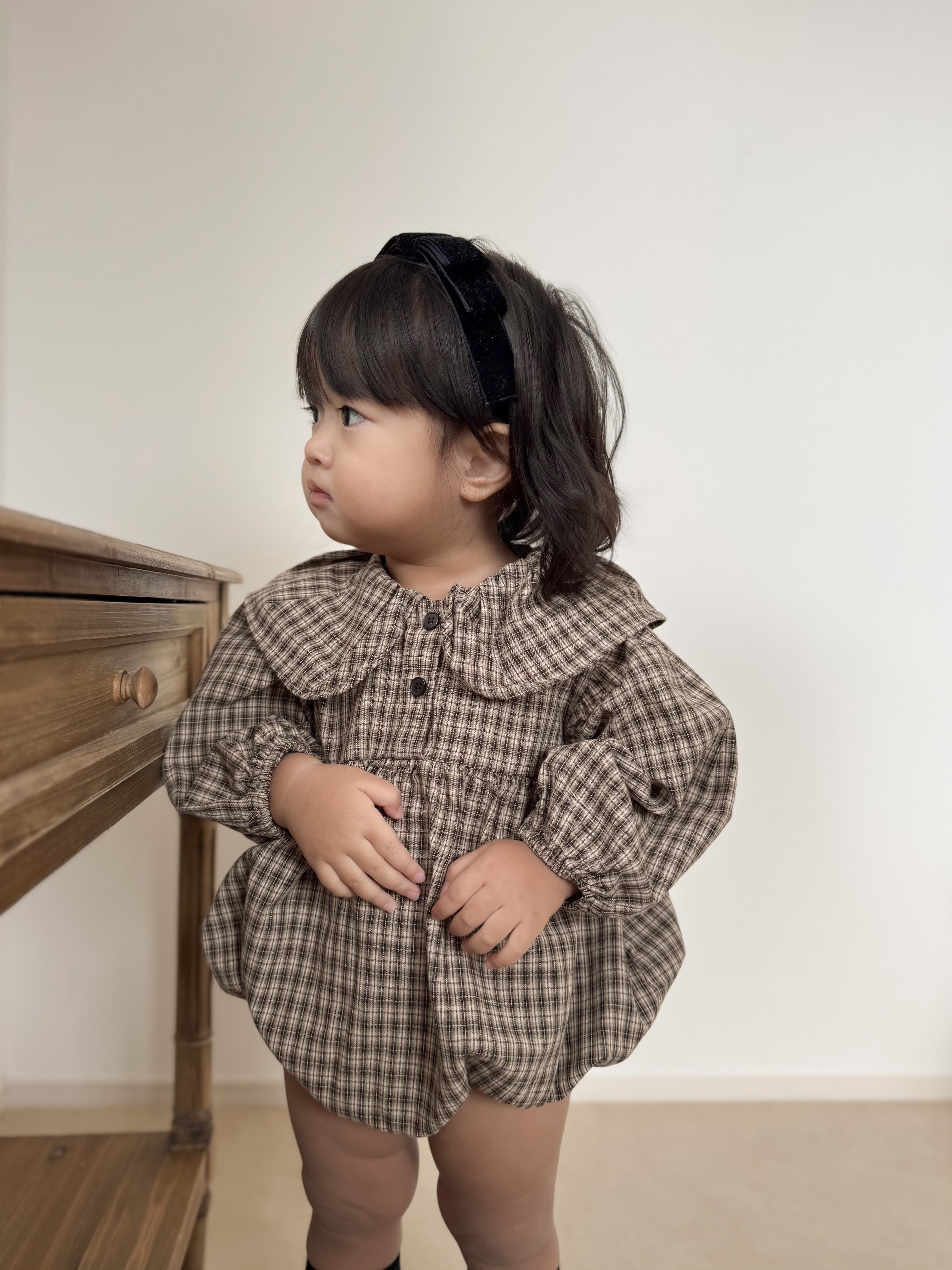 *Noeul.made* Check collar rompers