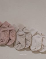 ［peekaboo］Nernar newborn socks set