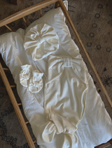 ［peekaboo］Ribbon newborn swaddle