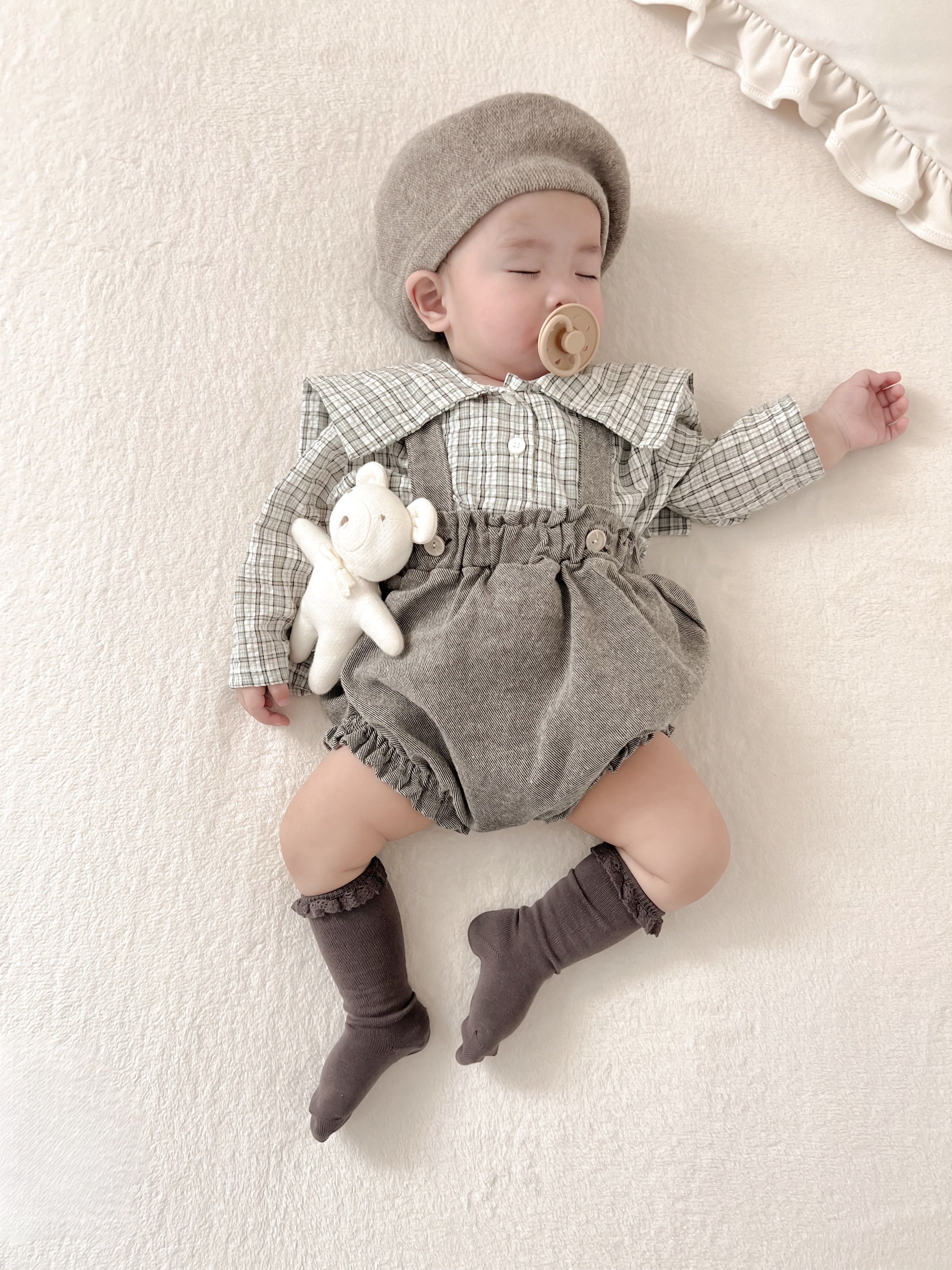 ［condor］Knee socks with lace edging cuff