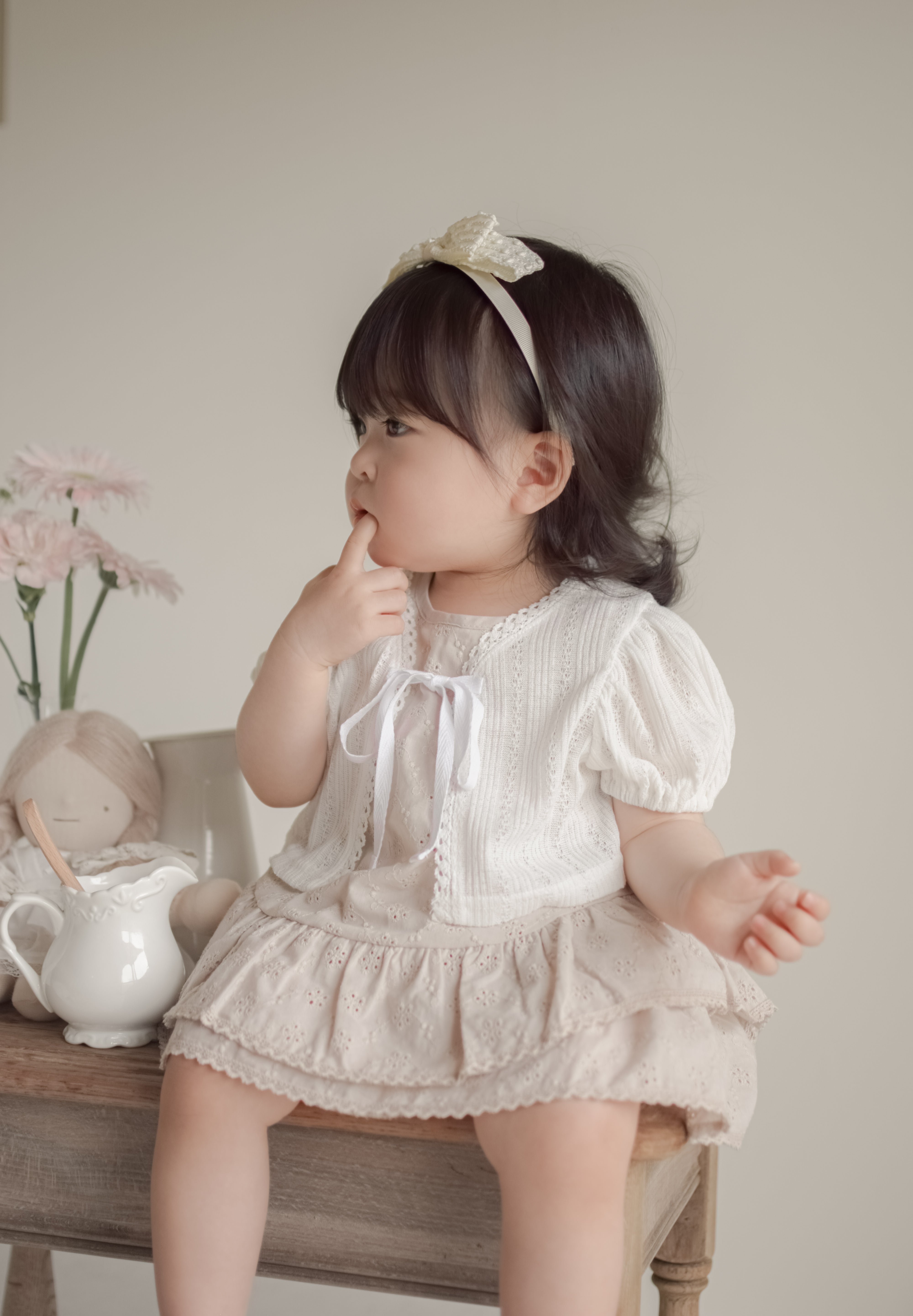 Milk bolero cardigan