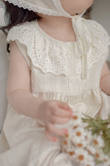 Reina frill suit