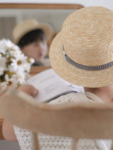 Robe cancan hat