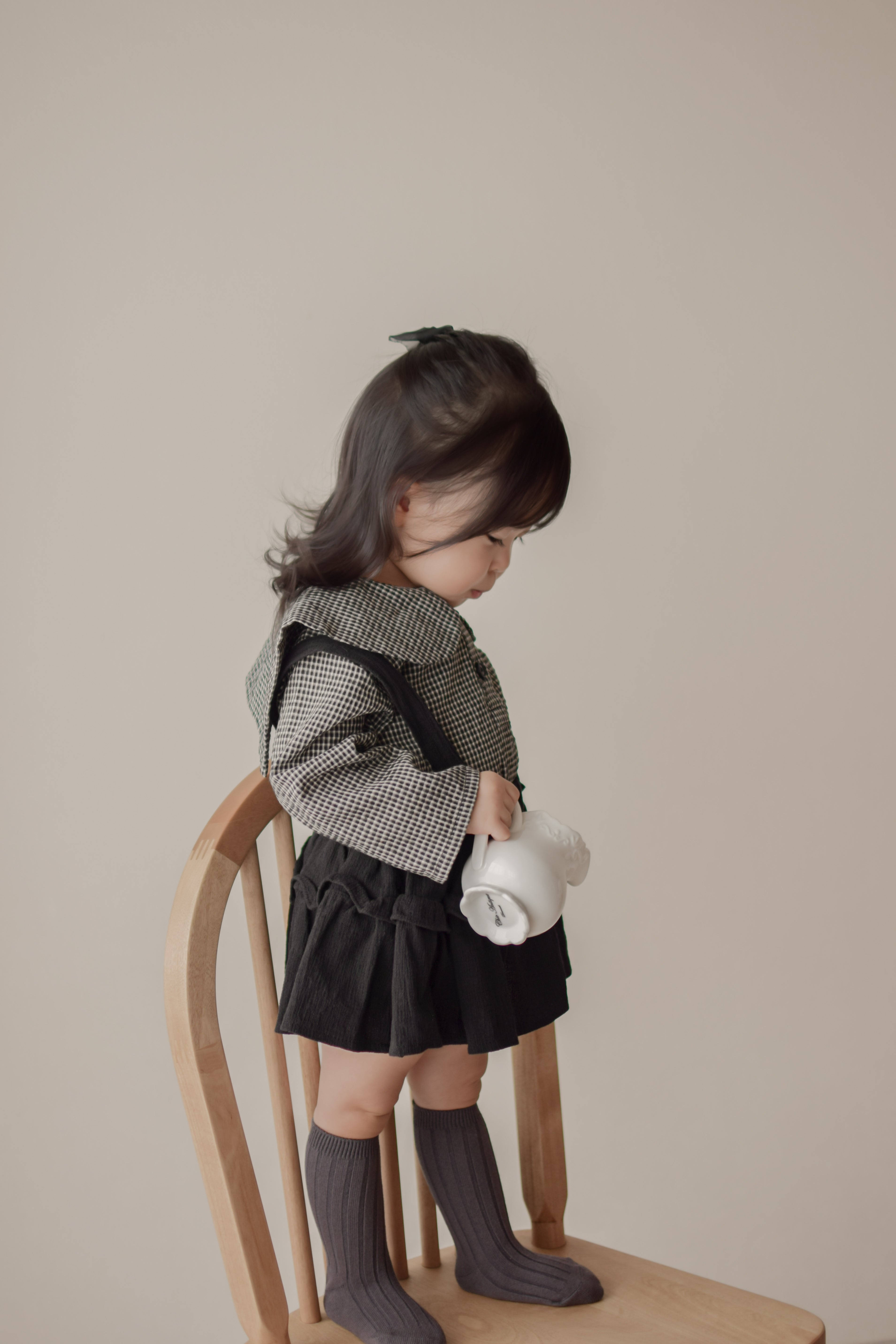 Check collar blouse