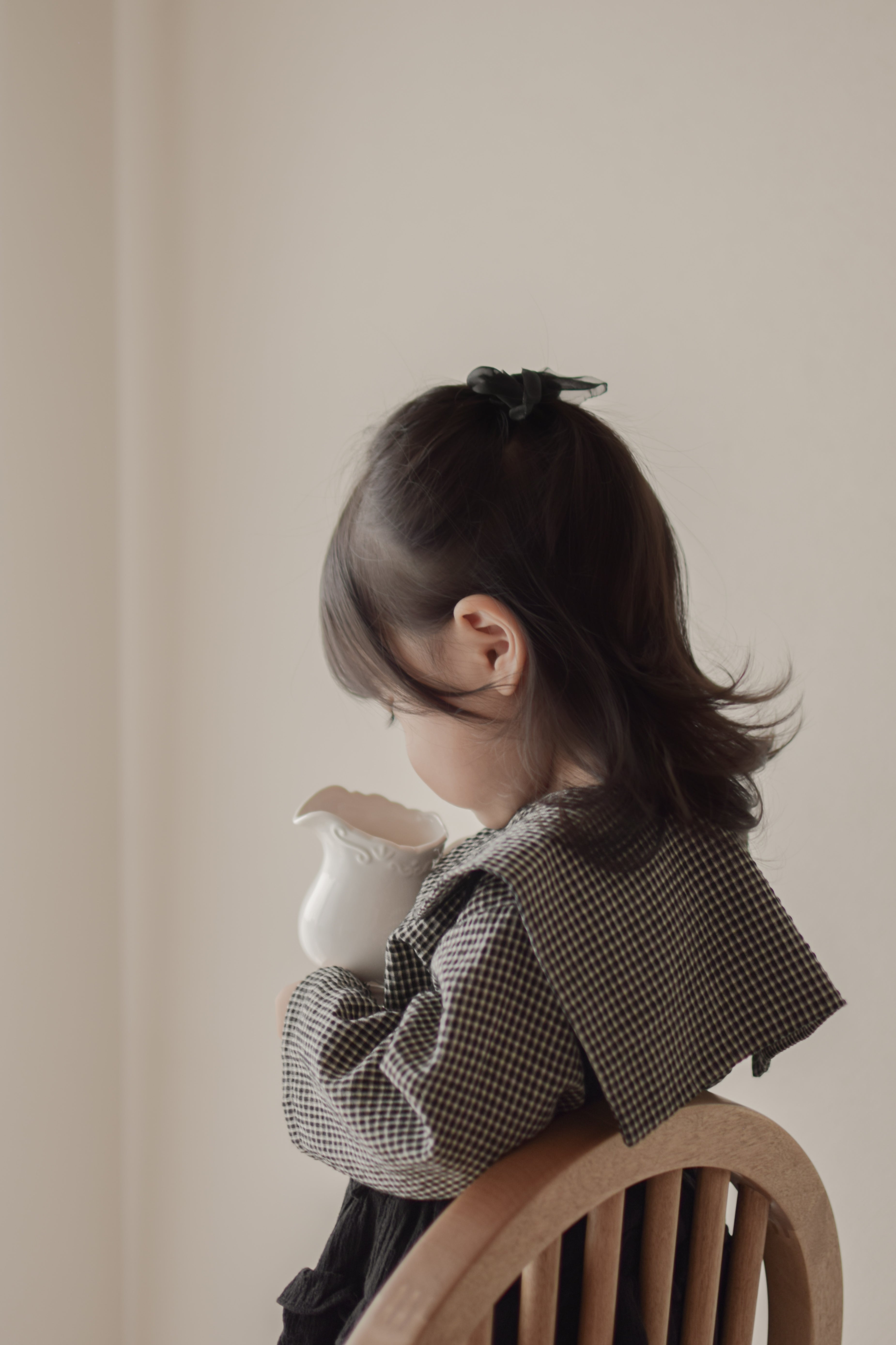 Check collar blouse