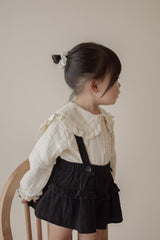 Sara collar blouse
