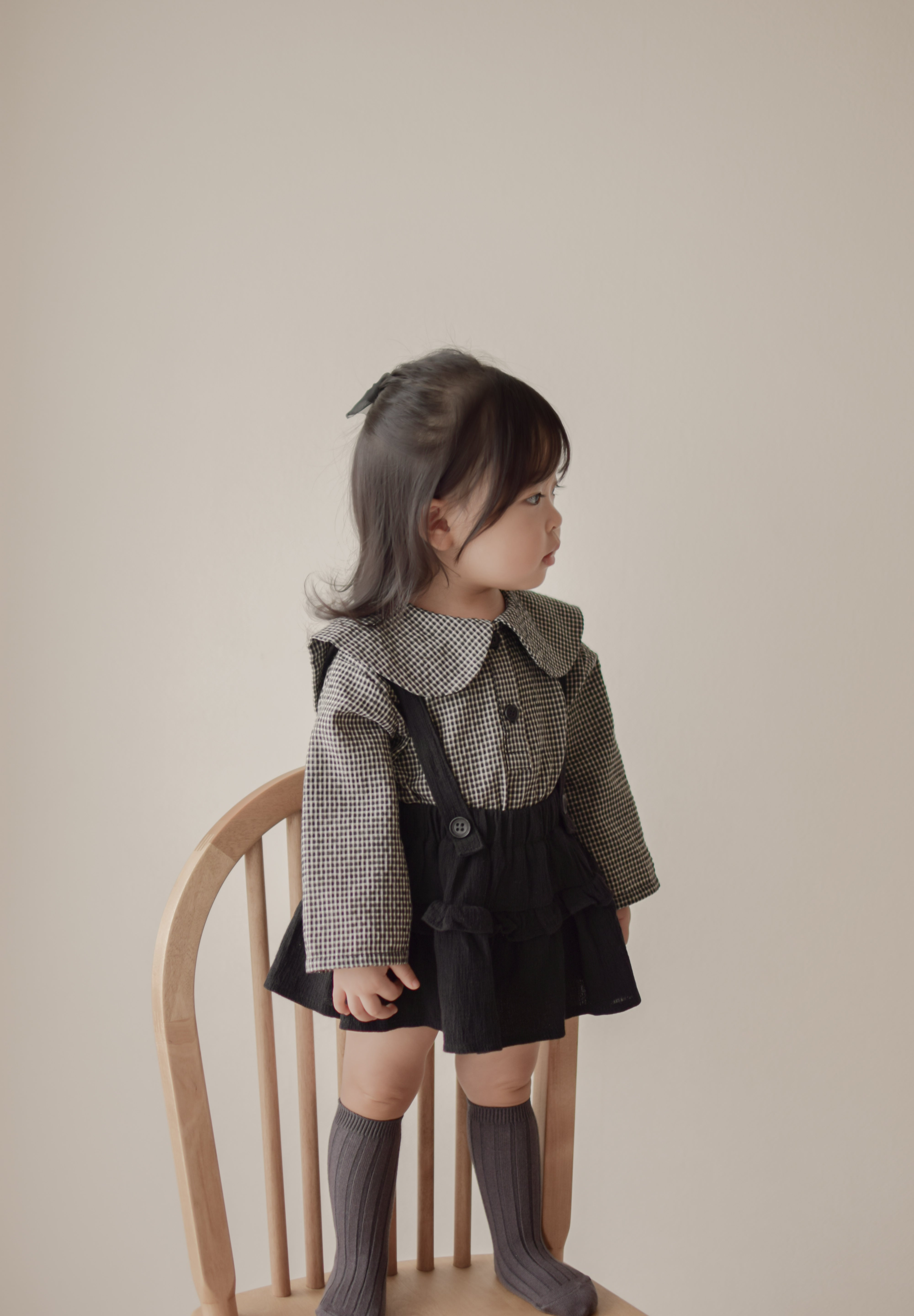 Check collar blouse