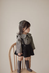 Check collar blouse