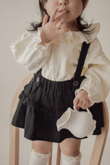 Snow ruffle blouse