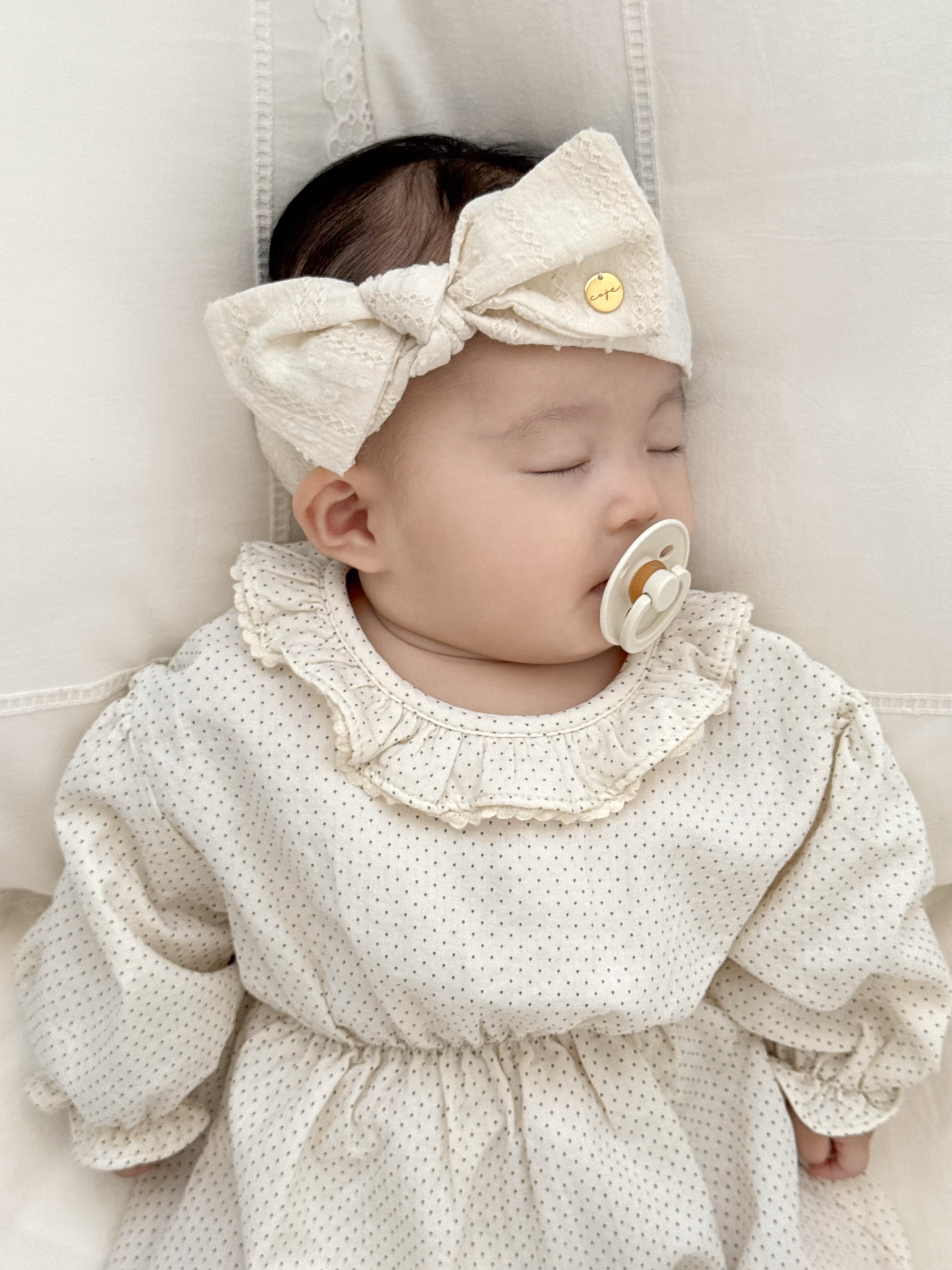 Dot frill bebe suit