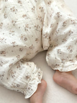 Wing frill suit