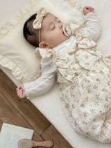 Wing frill suit