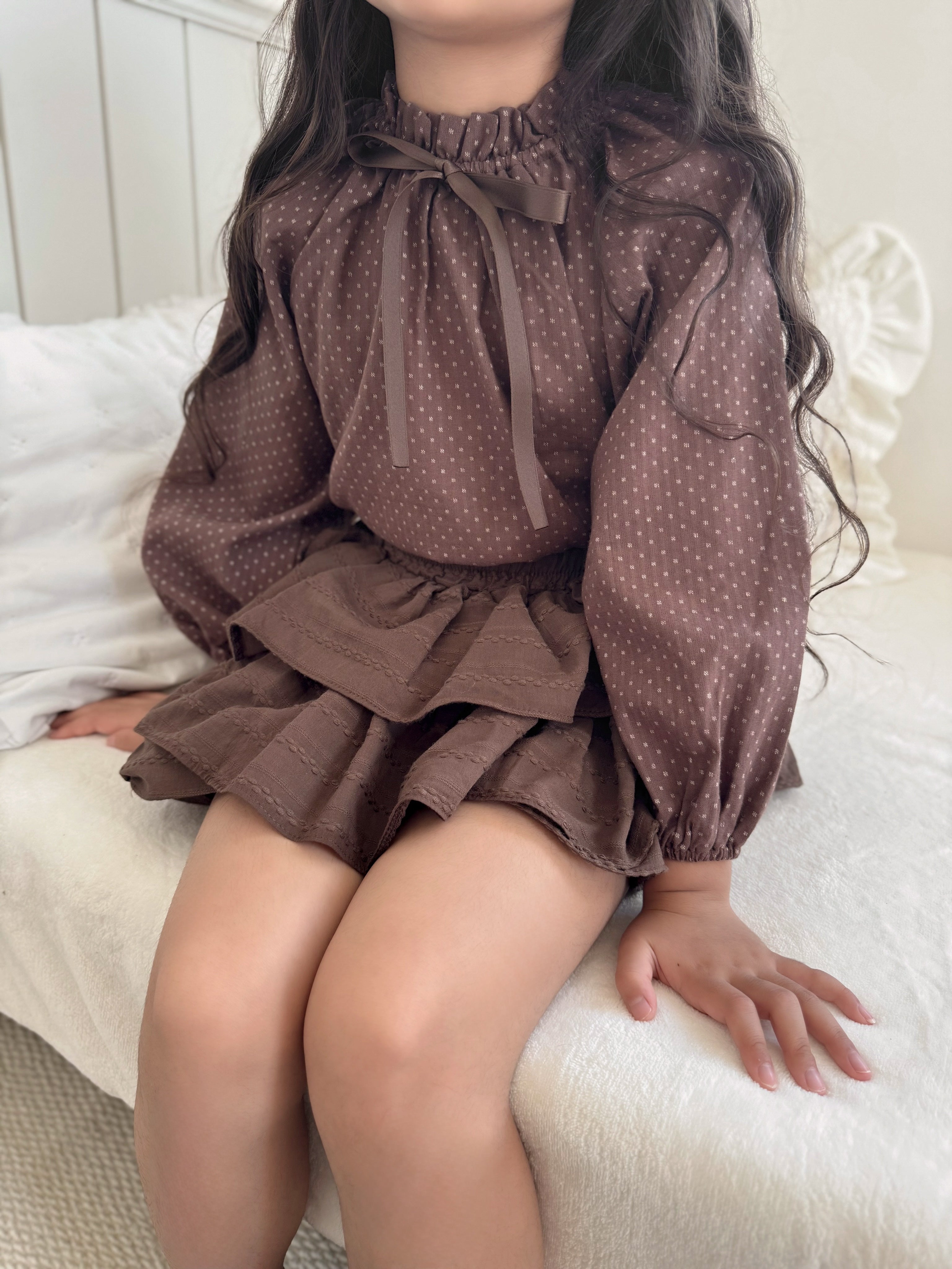 Monde embroidery blouse