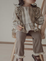 Mono frill blouse