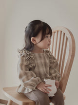 Mono frill blouse