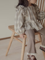 Mono frill blouse