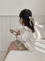 Wing shirring blouse