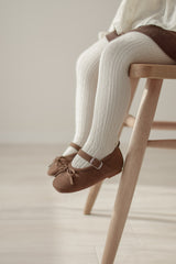 Suede ribbon strap shoes