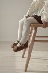 Suede ribbon strap shoes