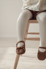 Suede ribbon strap shoes