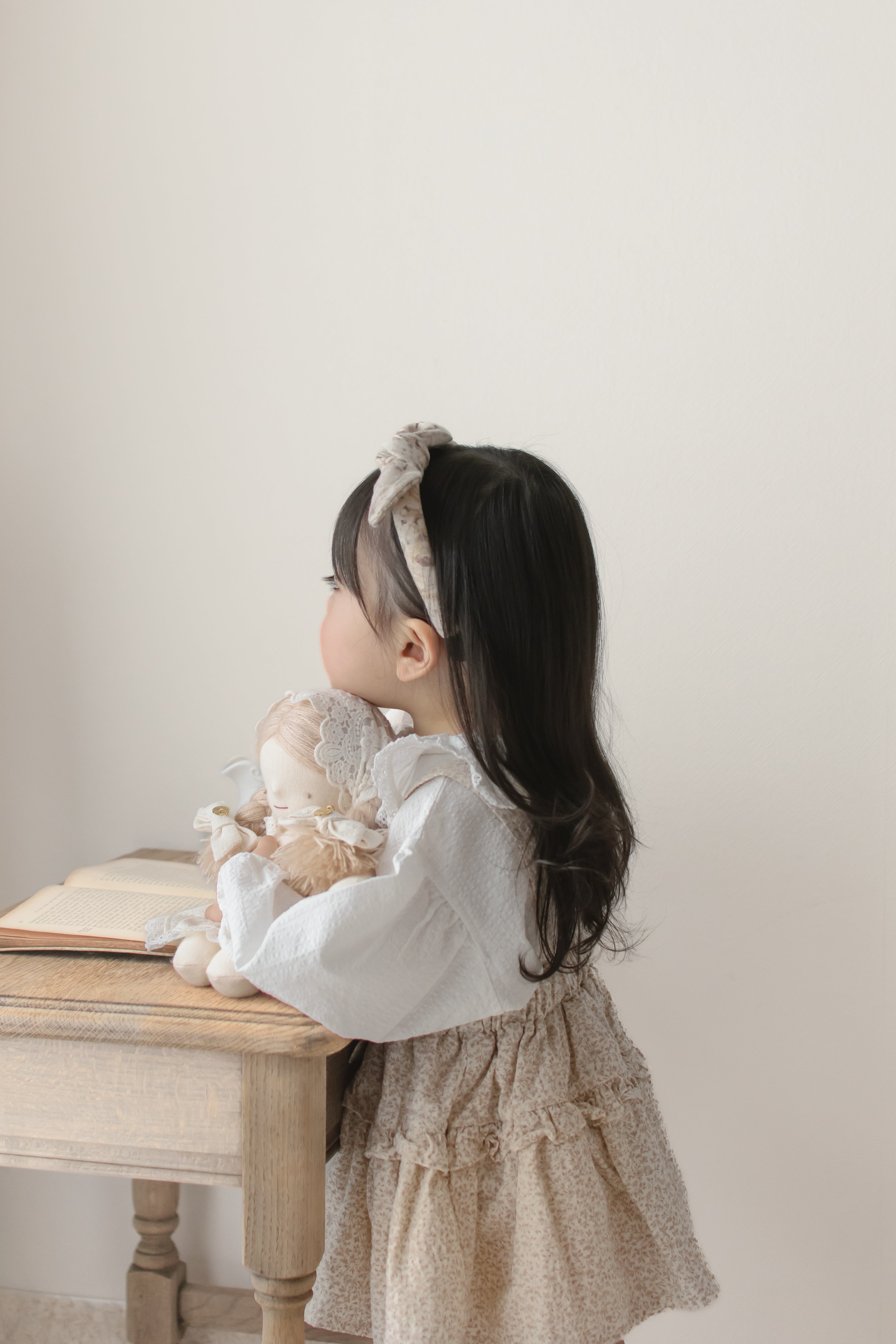 Dobby frill suspender skirt