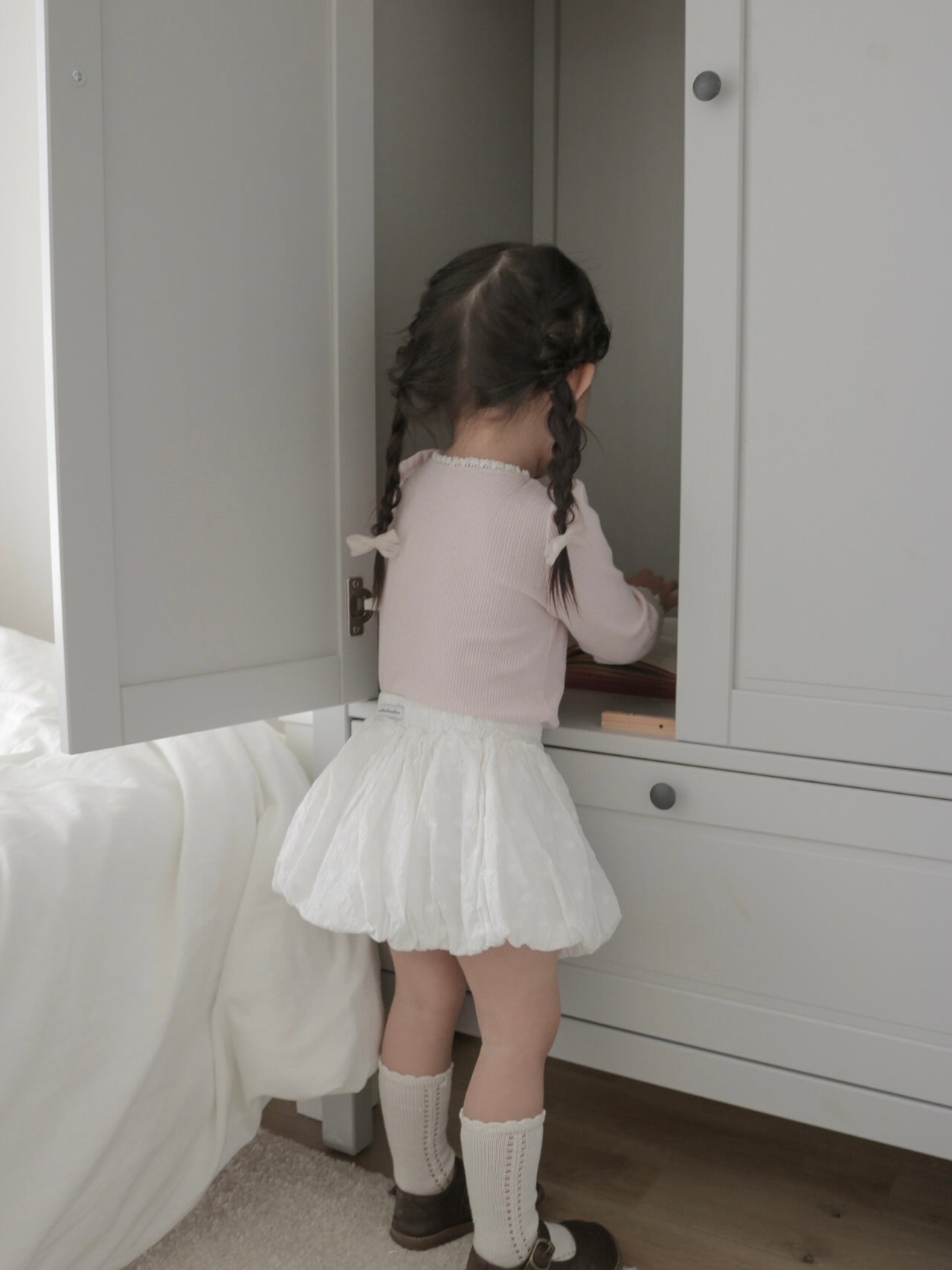 Mable ribbon lace tee