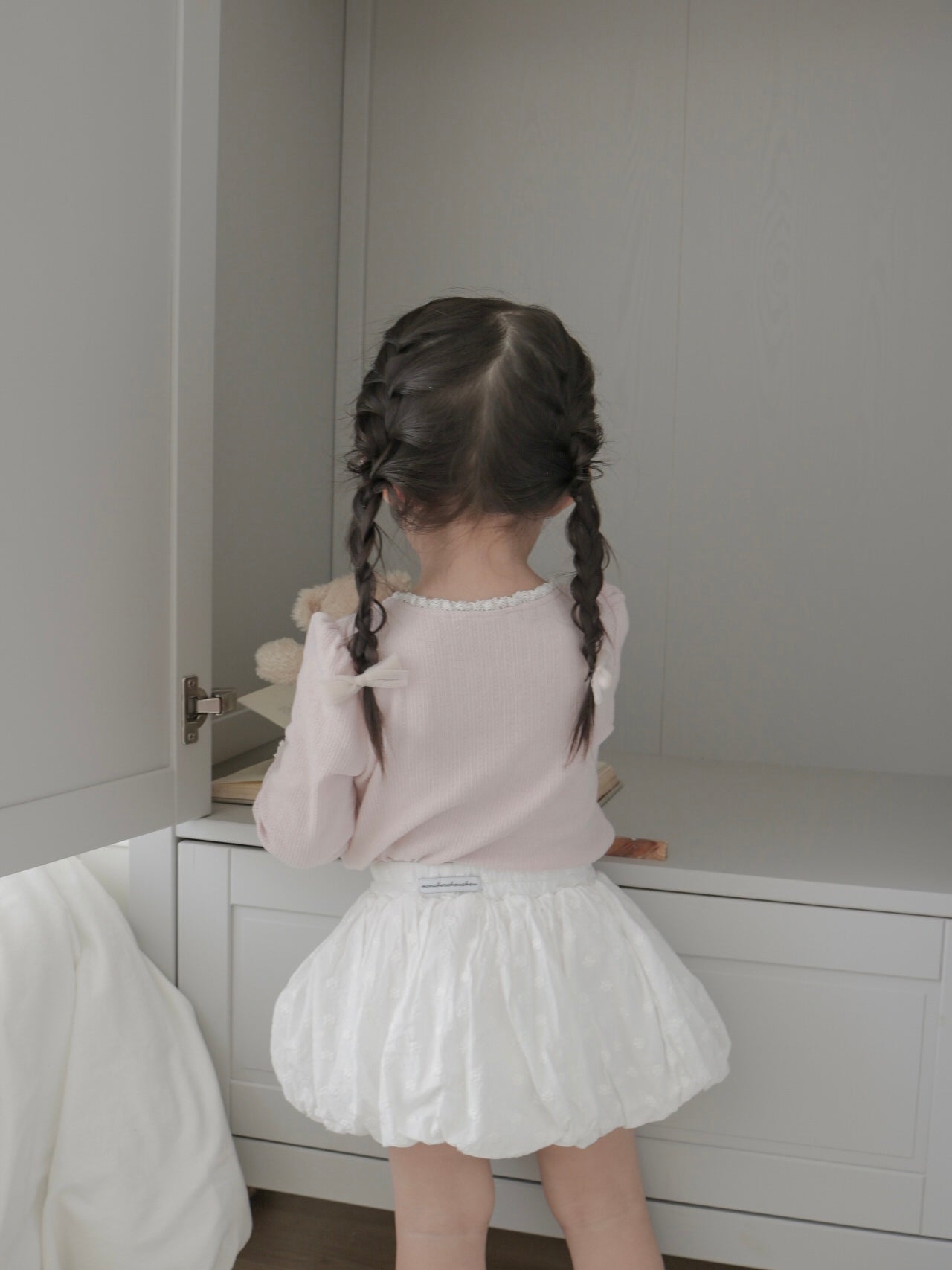 Mable ribbon lace tee