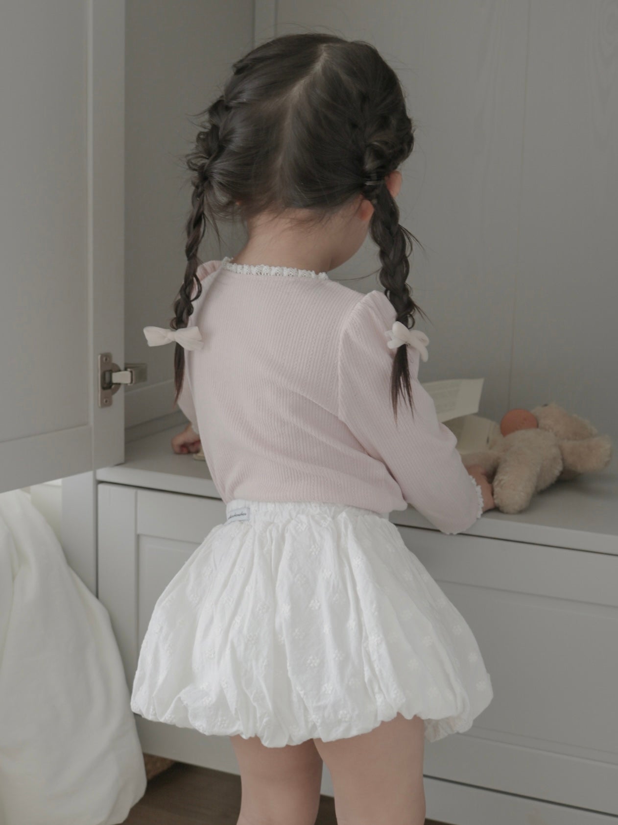 Mable ribbon lace tee