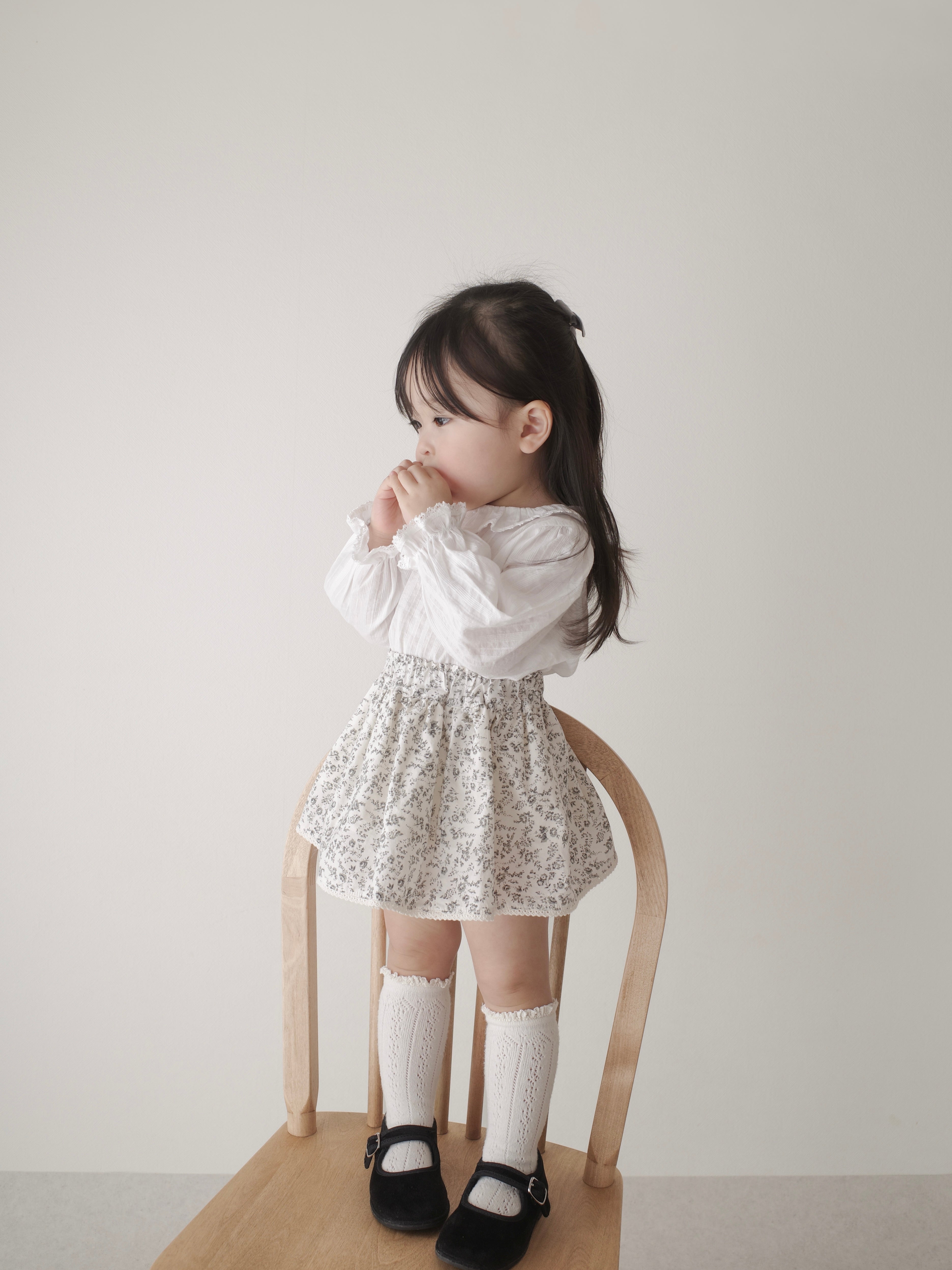 Lace frill blouse