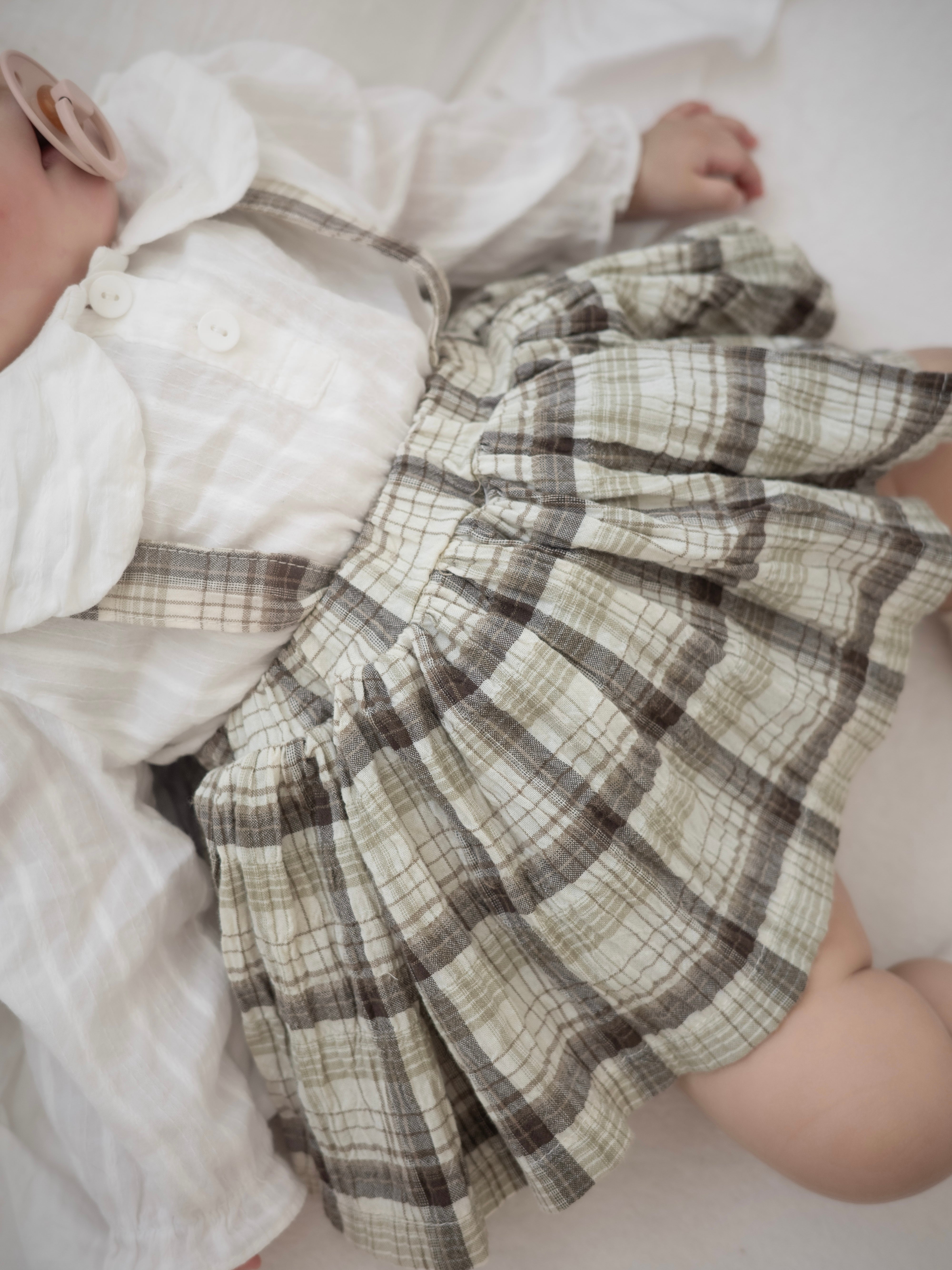 Miserable check bloomer skirt