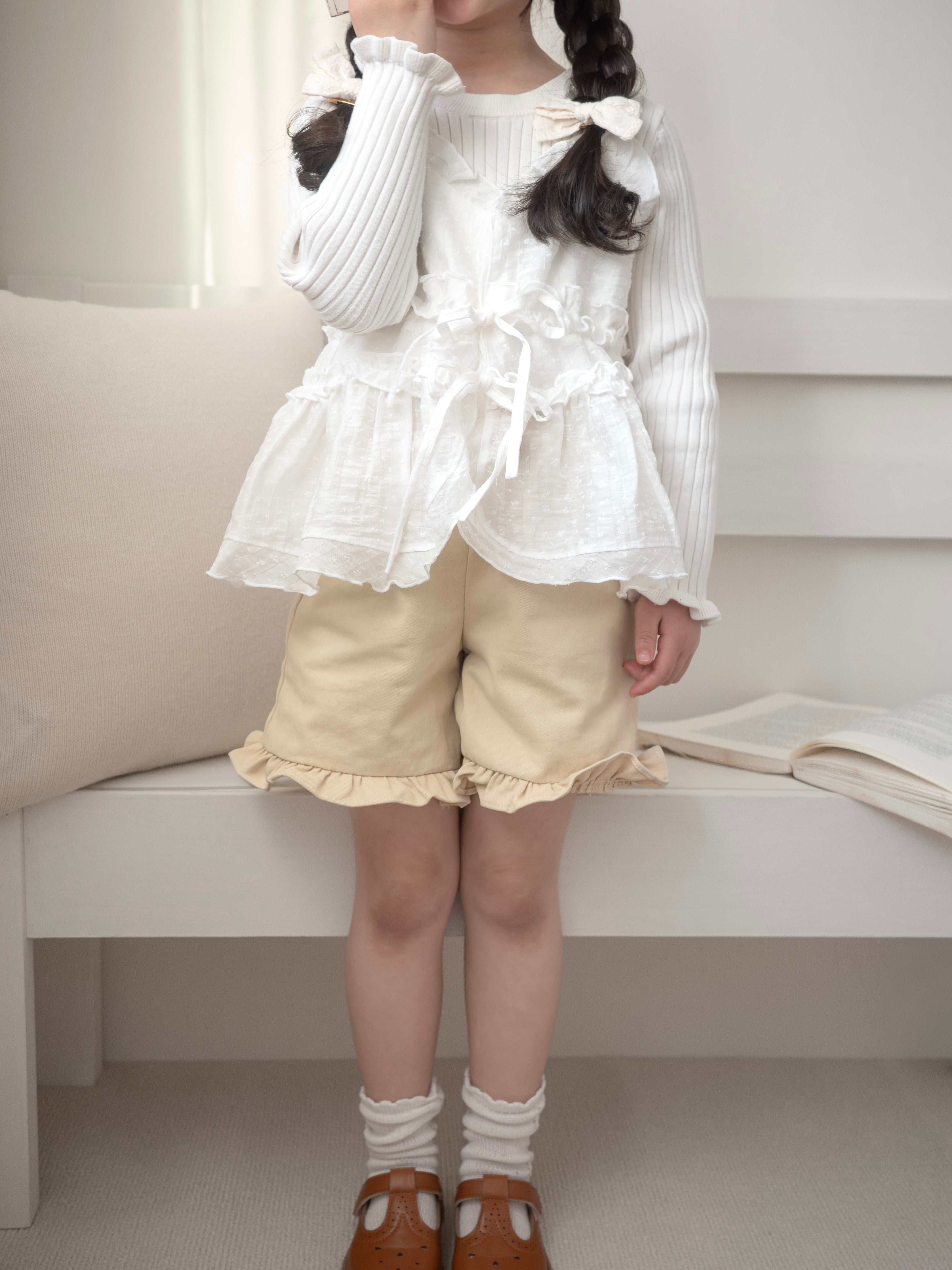 Frill short pants