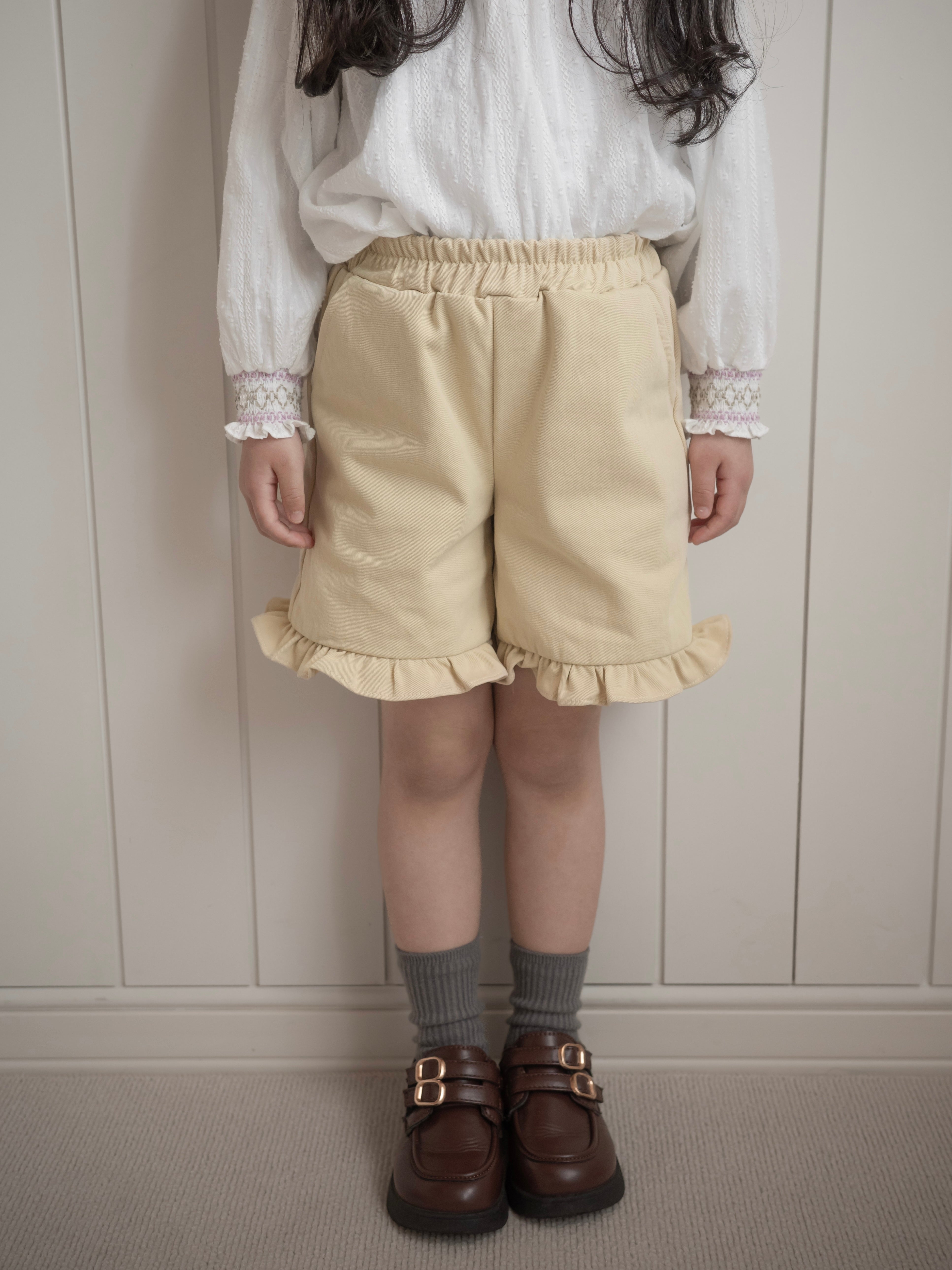 Frill short pants